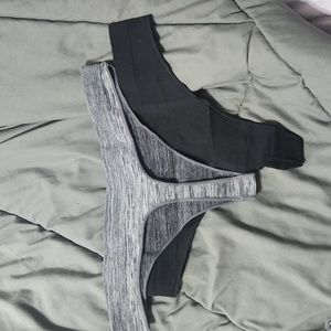 NWT in bag Bubble lime thongs medium